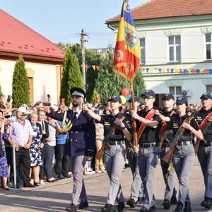 O serie nouă de elevi a depus jurământul militar la Şcoala \