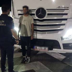 Cetăţean sirian depistat de poliţiştii de frontieră doljeni, încercând să intre ilegal în ţară