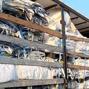 Peste 54 tone deşeuri oprite la intrarea în țară