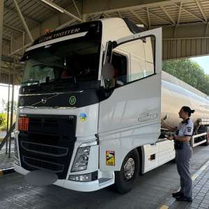 Permise necorespunzătoare, depistate la controlul de frontieră