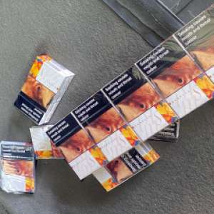 ACTIUNE DE AMPLOARE PENTRU DESTRUCTURAREA UNEI RETELE SPECIALIZATE IN CONTRABANDA CU TIGARETE