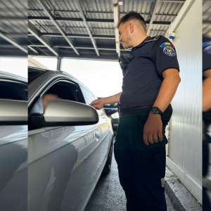 Bărbat în stare de ebrietate, depistat la volan, făcut pieton de polițiștii de frontieră