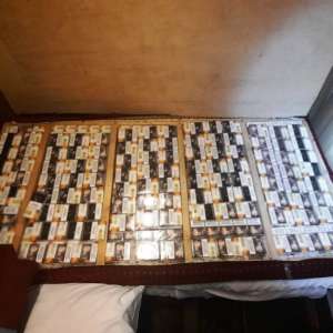 Ţigări de contrabandă ascunse în spătarele banchetelor, descoperite la Punctul de Trecere a Frontierei Iași Feroviar