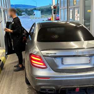 Talon de inspecție tehnică periodică fals descoperit la controlul de frontieră