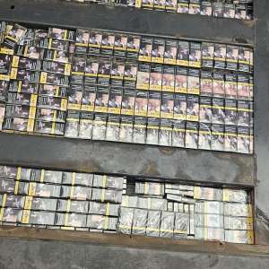 16.000 de țigarete de contrabandă, ascunse într-un camion care transporta frigidere,  descoperite în PTF Giurgiu