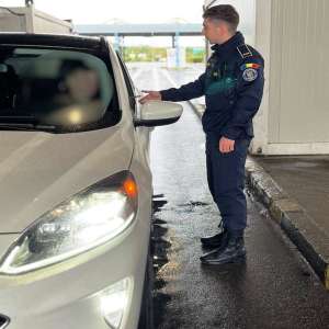 Depistat la controlul de frontieră, fără drept de circulaţie   