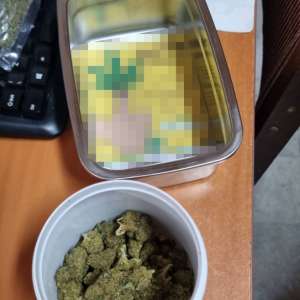 Cetățean german depistat cu canabis în mașină la PTF Ostrov