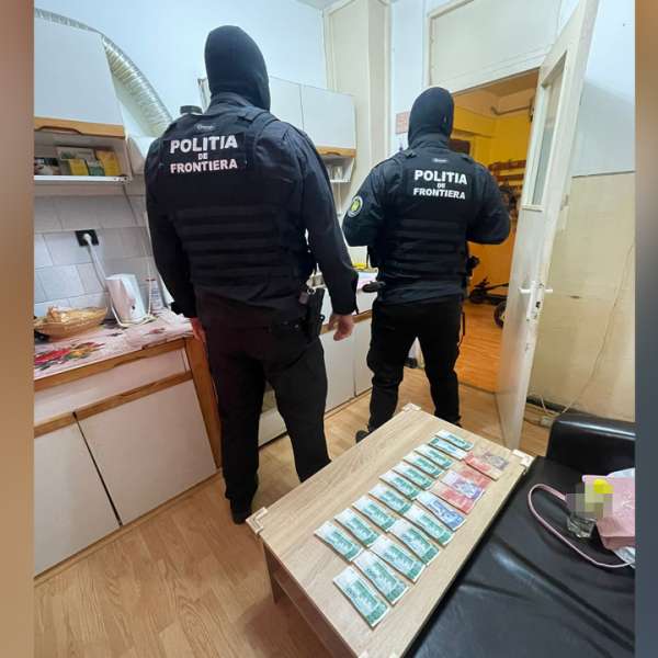 UPDATE Grupare infracțională specializată în trafic de migranți, destructurată de polițiștii de frontieră timișoreni - două persoane arestate preventiv pentru o perioadă de 30 de zile