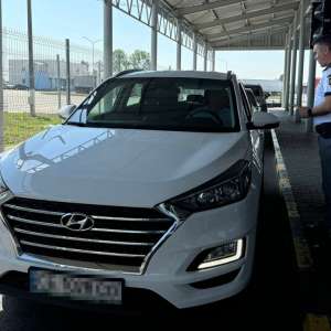 Femeie cu dreptul de a conduce suspendat, descoperită la PTF Siret