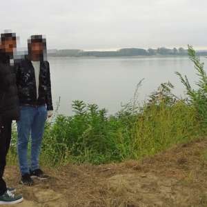 Grup de doisprezece cetățeni străini reținut la frontiera româno-bulgară