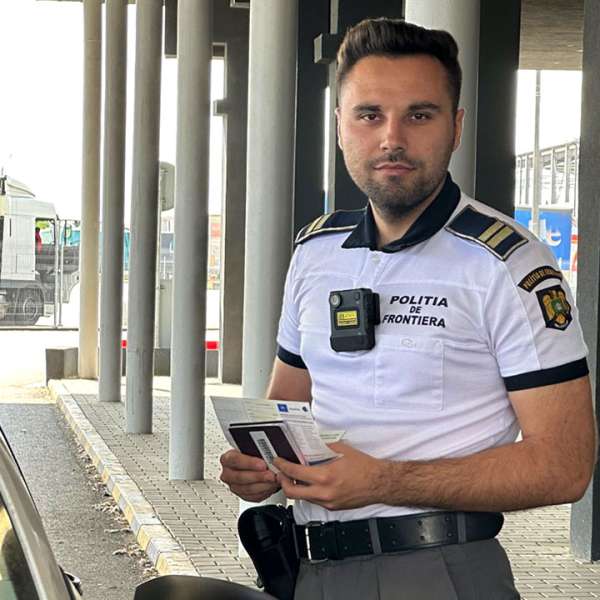 Autoturism cu certificat de înmatriculare fals, căutat de autoritățile spaniole, oprit la frontieră