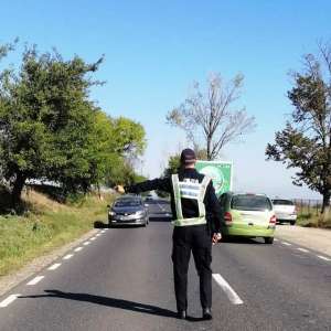 Permis canadian, nerecunoscut de statul român, în lipsa unui permis de conducere internațional