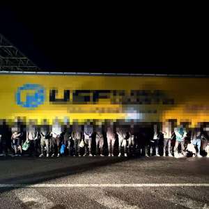 28 de cetăţeni străini, opriţi la frontiera cu Ungaria