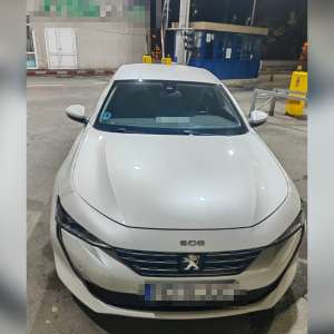 Autoturism căutat de autorităţi, descoperit de  polițiștii de frontieră din PTF Porțile de Fier I