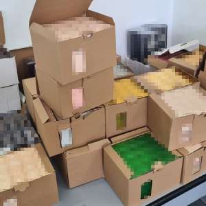 Bunuri susceptibile a fi contrafăcute, în valoare de aproximativ 490.000 lei, confiscate de poliţiştii de frontieră în  PTF Giurgiu-Ruse