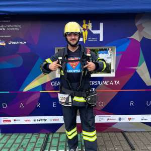 Politist de frontiera alearga la UVT Liberty Marathon pentru copiii din grija DGASPC Timis
