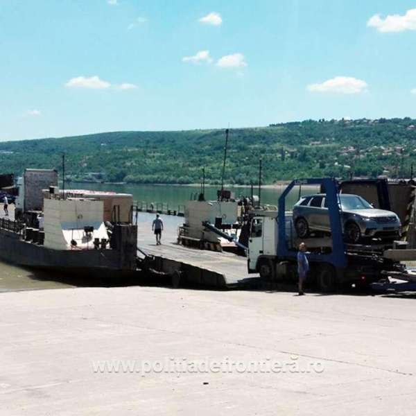 Tranzitul peste Dunăre cu feribotul, reluat la PTF Bechet
