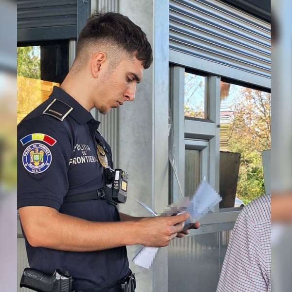 Descoperit la controlul de frontieră cu un permis de conducere