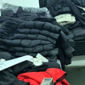 Bunuri susceptibile a fi contrafăcute, în valoare de peste 165.000 lei, descoperite în ultimele 24 ore, în PTF Giurgiu-Ruse