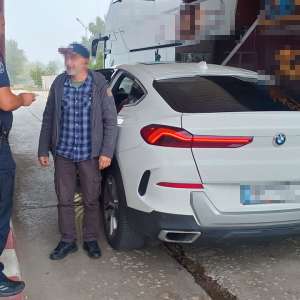 Urmărit internațional, depistat de polițiștii de frontieră la Stânca