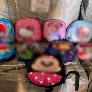 Articole pentru copii susceptibile a aduce atingere unor mărci protejate, în valoare de aproximativ 600.000 lei, descoperite de polițiștii de frontieră constănțeni