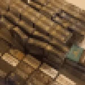 Percheziţii domiciliare pentru destructurarea unei reţele implicate în săvârşirea de infracţiuni asociate criminalităţii organizate