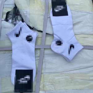 Bunuri susceptibile a fi contrafăcute, în valoare de peste 2.000.000 de euro,  descoperite în PTF Siret