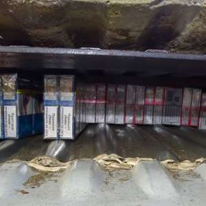Aproximativ 67.000 de țigarete descoperite ascunse într-un microbuz, în Punctul de Trecere a Frontierei Calafat