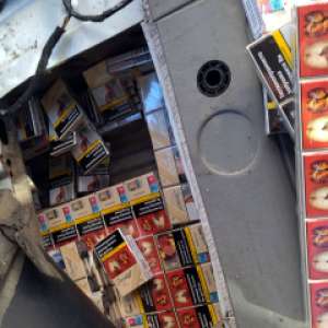 Aproximativ 67.000 de țigarete descoperite ascunse într-un microbuz, în Punctul de Trecere a Frontierei Calafat