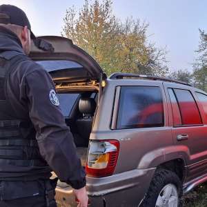 Autoturism căutat de către autoritățile din Bulgaria, depistat de polițiștii de frontieră maramureșeni