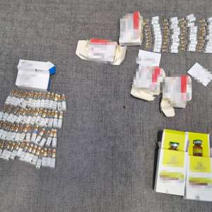 Substanțe dopante în valoare de peste 11.000 lei, descoperite în bagajul unui român la PTF Giurgiu