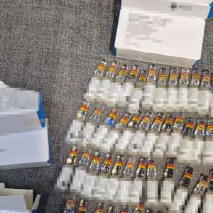 Substanțe dopante în valoare de peste 11.000 lei, descoperite în bagajul unui român la PTF Giurgiu