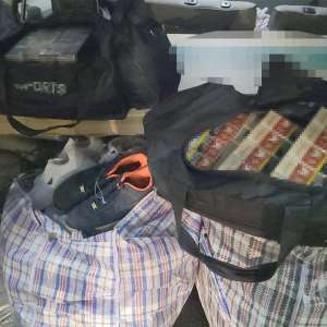 Peste 18.000 de țigarete descoperite ascunse într-un autoturism, în PTF Calafat