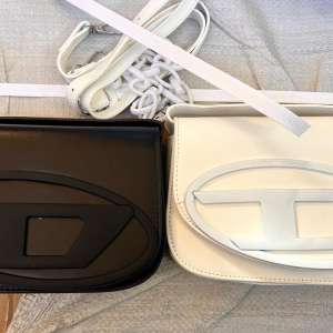 Echipamente electronice și articole vestimentare susceptibile a aduce atingere unor mărci protejate, în valoare de aproximativ 2.300.000 lei, descoperite de polițiștii de frontieră constănțeni