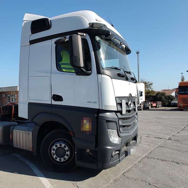 Camion căutat de autoritățile din Polonia, descoperit de polițiștii de frontieră în Portul Constanța