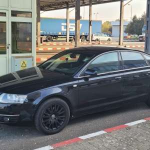 Mașină căutată de autoritățile franceze, oprită la intrarea în România