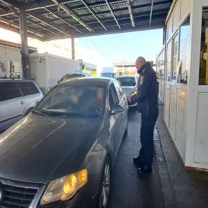 La volan cu un permis nerecunoscut de legea română