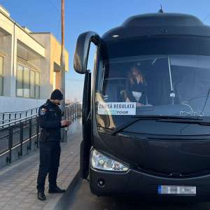 Permis de conducere fals oprit din drumul către Italia