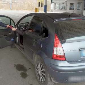 A testat atenția polițiștilor de la trecerea frontierei cu o poliță RCA falsă