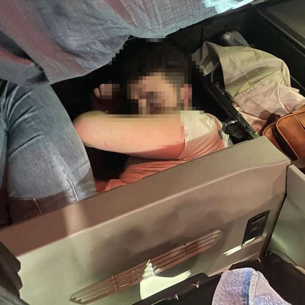 Șase cetăţeni străini, depistați ascunși de polițiștii de frontieră arădeni, în ultimele 24 de ore