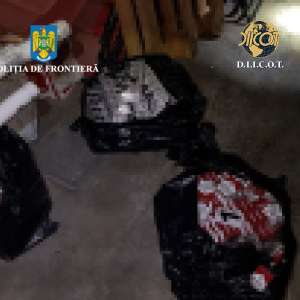 Rețea de contrabandiști cu țigări și tutun, destructurată de polițiștii de frontieră şi procurorii DIICOT, la Galați