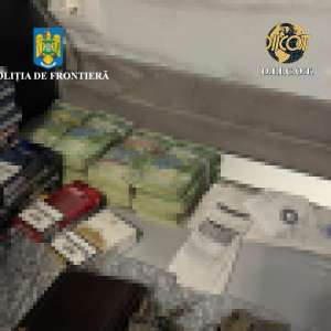 Rețea de contrabandiști cu țigări și tutun, destructurată de polițiștii de frontieră şi procurorii DIICOT, la Galați