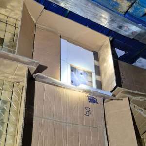 Mii de parfumuri susceptibile a fi contrafăcute, în valoare de peste 1.000.000 lei, descoperite la PTF Calafat 