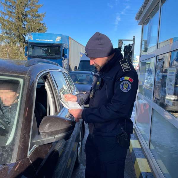 Conducere cu permis suspendat, constatată la controlul de frontieră