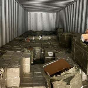 Bunuri susceptibile a fi contrafăcute în valoare de peste 3,5 milioane lei, descoperite de polițiștii de frontieră constănțeni