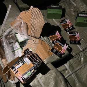 Bunuri susceptibile a fi contrafăcute în valoare de peste 3,5 milioane lei, descoperite de polițiștii de frontieră constănțeni