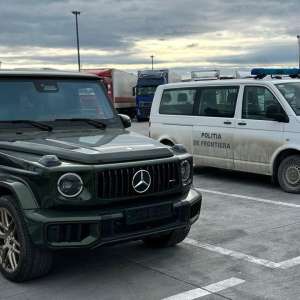 Autoturism de lux în valoare de aproximativ 1.000.000 de lei, căutat de autoritățile din Polonia, descoperit de poliţiştii de frontieră în Portul Constanța, în cooperare cu ofițeri FRONTEX
