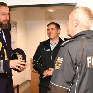 Ceremonia de depunere a jurământului pentru recruții polițiști federali la Centrul de Formare și Perfecționare al Poliției Federale din  Eschwege, Germania