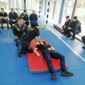 Școala de Formare Inițială și Continuă a Personalului Poliției de Frontieră Iași: Cursuri de inițiere în carieră și dezvoltare profesională continuă