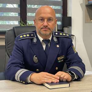 Școala de Formare Inițială și Continuă a Personalului Poliției de Frontieră Iași: Cursuri de inițiere în carieră și dezvoltare profesională continuă